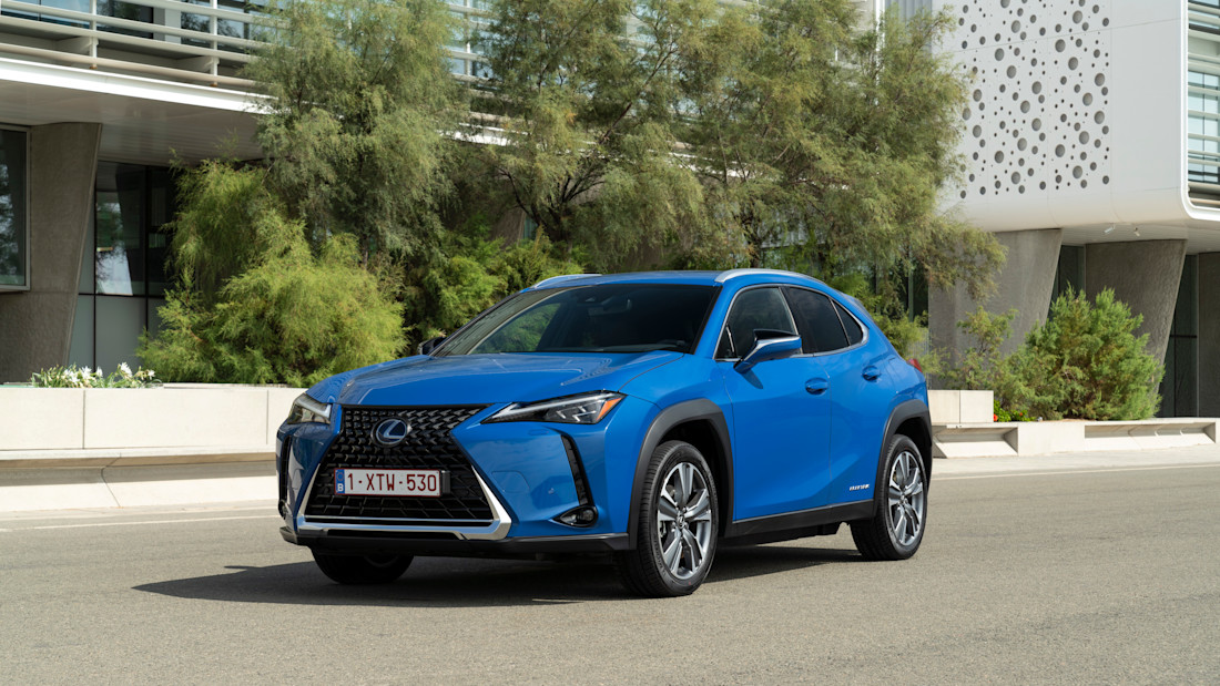 lexus-ux-300e-dpl-110