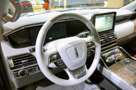 Editorial 01e dh 2018 lincoln navigator