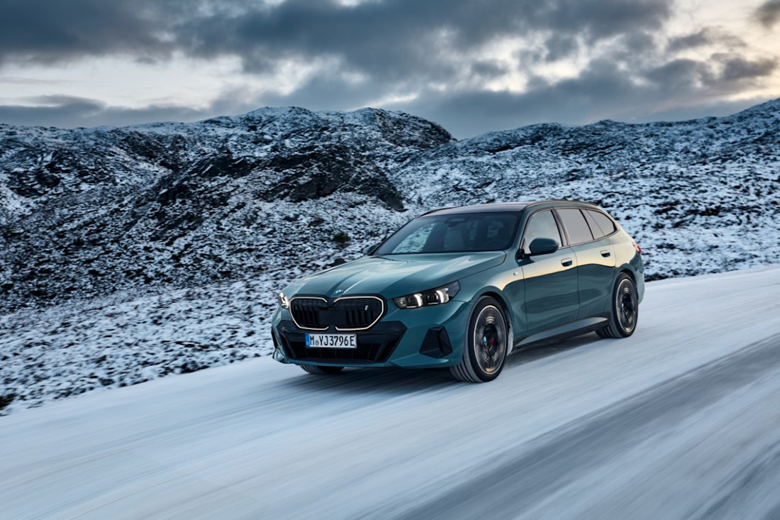 P90537311_highRes_the-new-bmw-i5-edriv