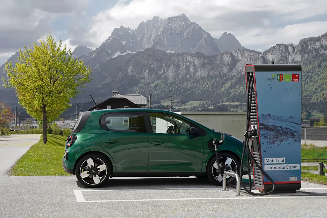 Renault-twingo-e-tech-electric-2026_Ladestation