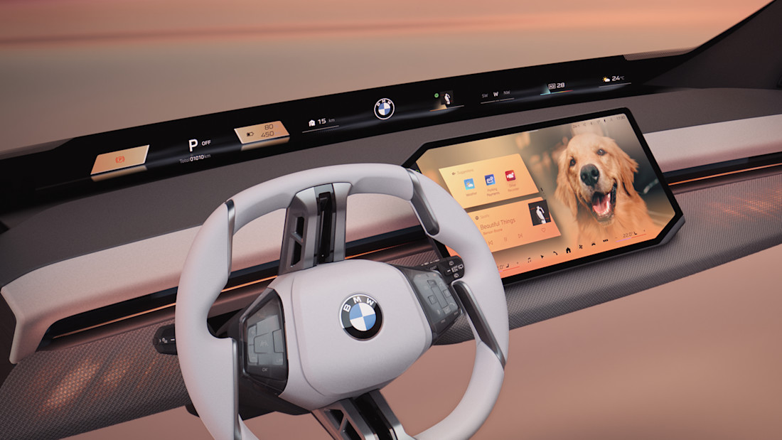 BMW-Panoramic-iDrive (3).jpg
