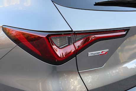 Editorial 2025 acura mdx type s td jm 241127 1
