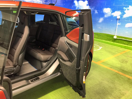Editorial 2015 bmw i3 with range extender gw 13
