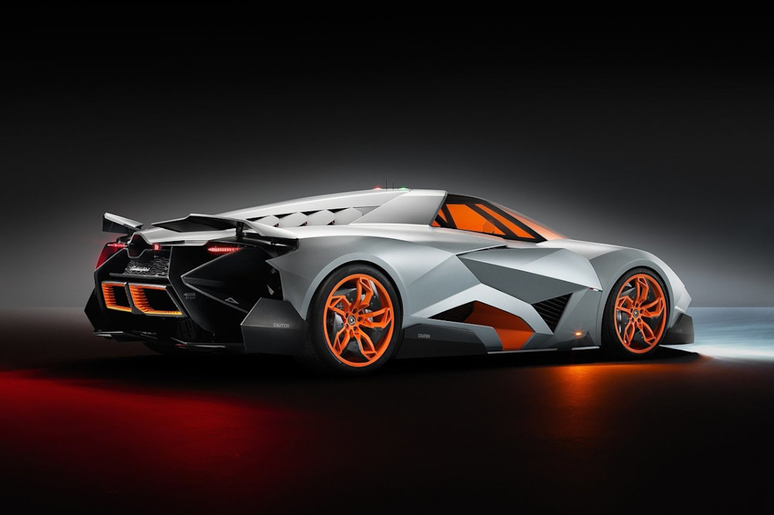 Lamborghini-Egoista_Concept-2013 (4).jpg