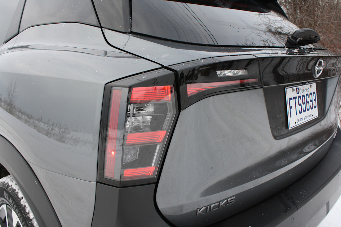 2026 Nissan Kicks - TD - DB - 260106 - 17.jpg