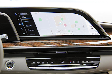 Editorial 2021 cadillac escalade esv premium luxury platinum 21 dw