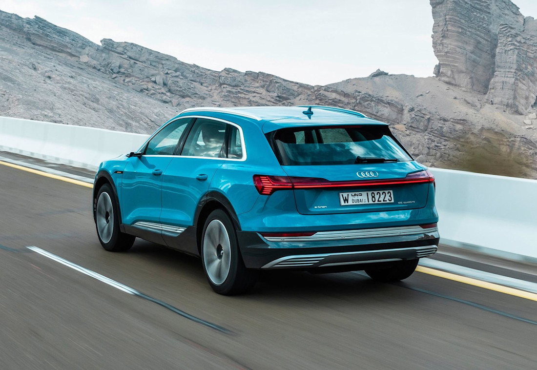 Audi-e-tron-2020-2