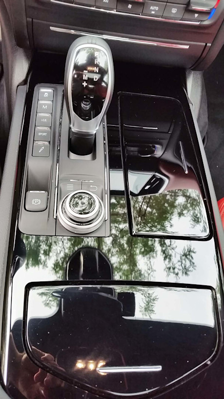 Editorial 2017 maserati ghibli s q4 36 ns