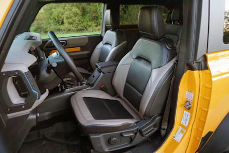 Editorial 2021 ford bronco 2 door wildtrak 32 di