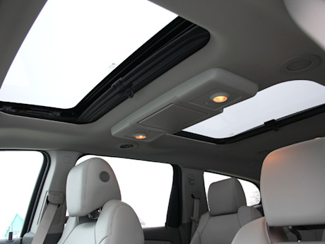 Editorial 2013 chevrolet traverse 2lt awd   md 018 3936