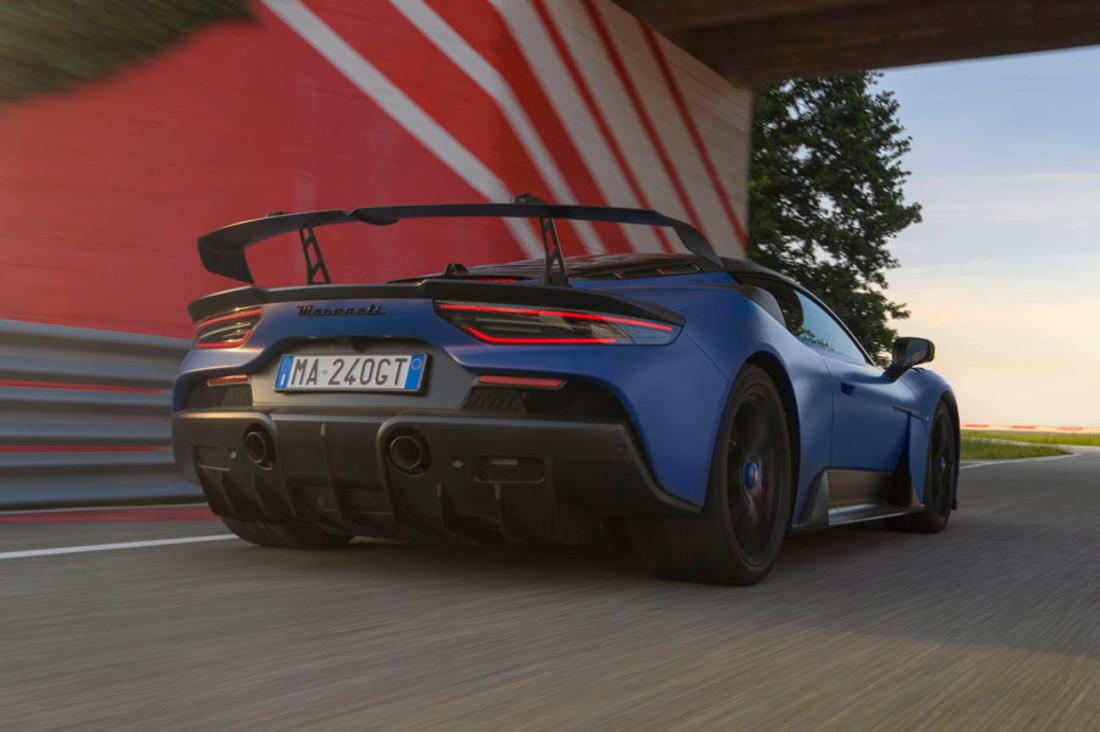 Maserati GT2 Stradale (3).jpg