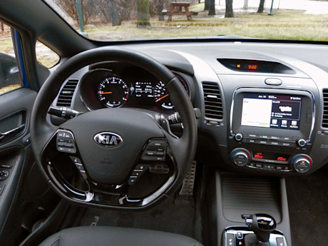 Editorial 2017 kia forte5 12 jb