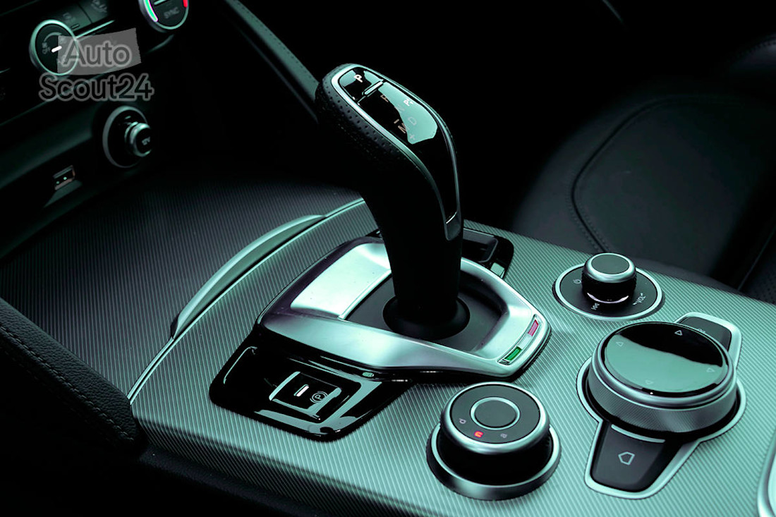 Prueba Alfa Romeo Stelvio Q4 Veloce diesel 210 CV 2020 Ruben Fidalgo (53).jpg