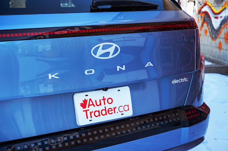 Editorial 2024 hyundai kona electric ultimate td 240404 13 jl