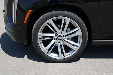 2025 Cadillac Escalade Review Image