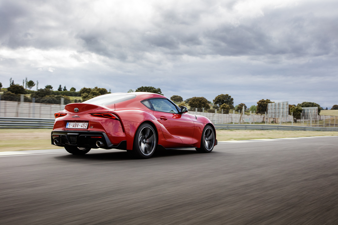 Supra 2019 Red_10.jpg