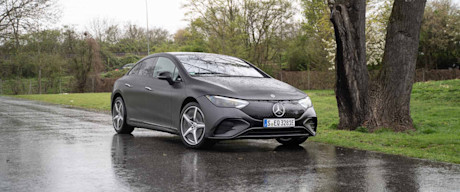 2022 Mercedes EQE 500 4Matic Hero