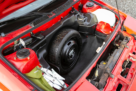Editorial 1986 toyota mr2 231113 06 jw