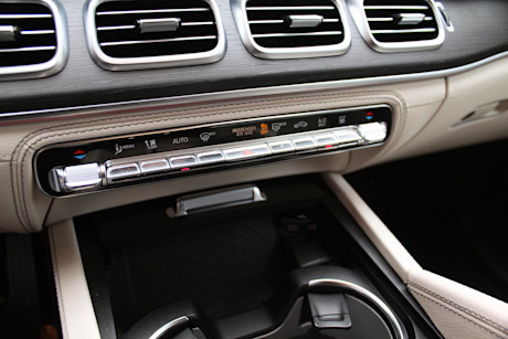 Editorial 2024 mercedes benz gle 450e td 231107 20 pb