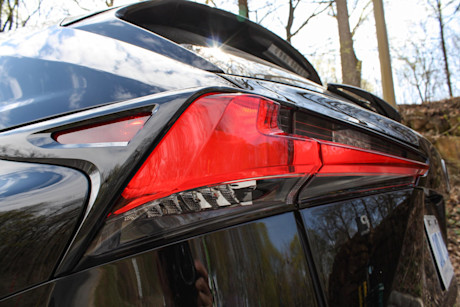 Lexus NX 300h 2021 : essai routier Image
