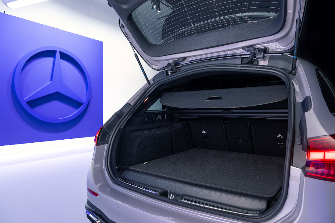 Mercedes-Clase-C-estate-2026-maletero.jpg