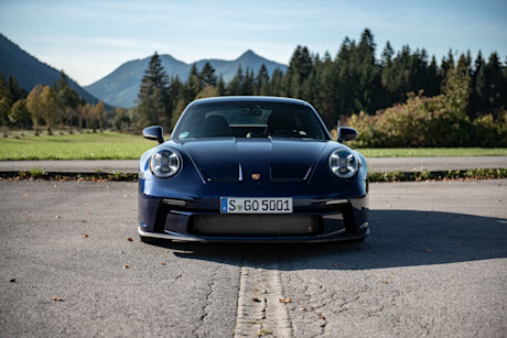Porsche-992-GT-Touring-Front