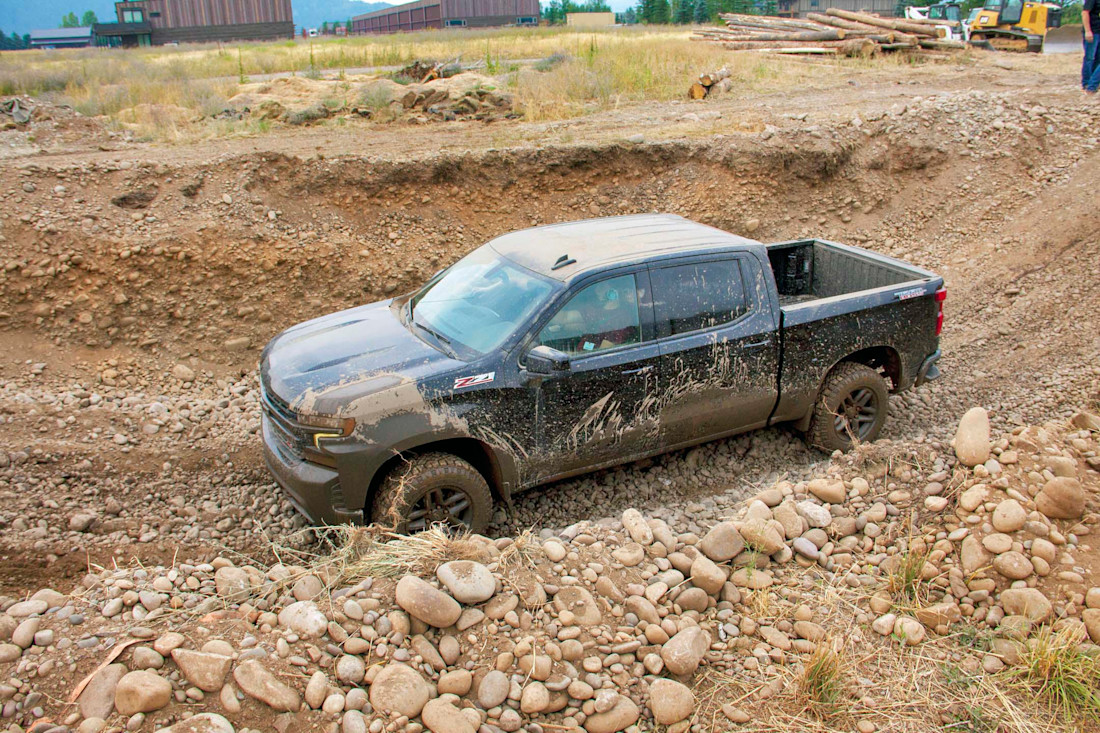 Editorial 2019 chevrolet silverado z71 04 lw