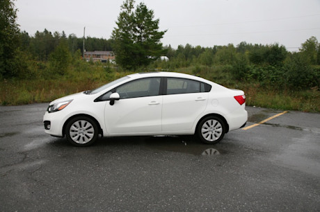 Editorial 2012 kia rio jb 2 6845