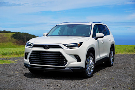 Editorial 2024 toyota grand highlander 02 di