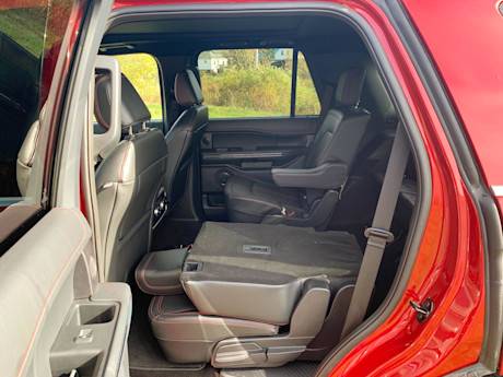 Editorial 2022 ford expedition limited stealth edition 35 mg