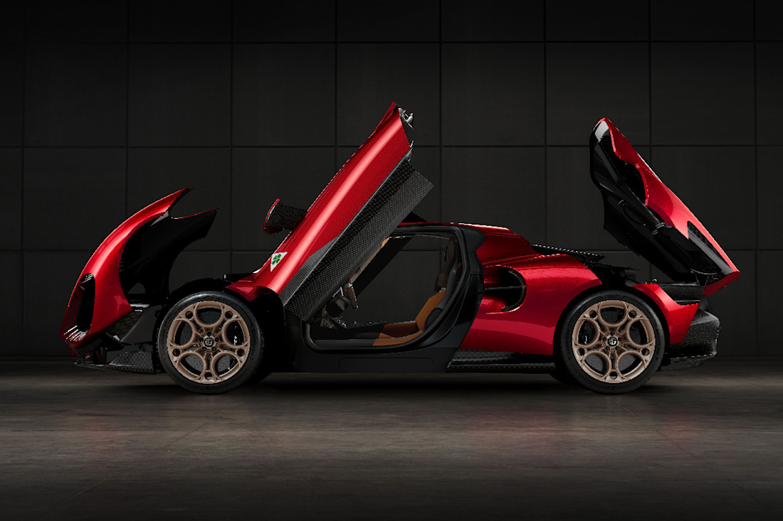Alfa-Romeo-33-Stradale (9)