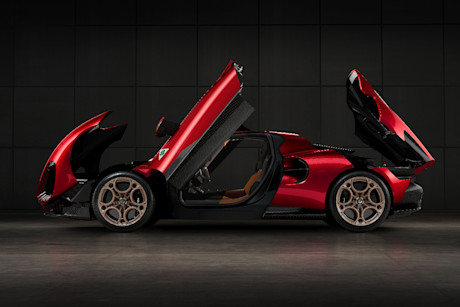 Alfa-Romeo-33-Stradale (9)
