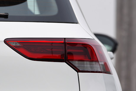 Toyota GR Corolla vs Volkswagen Golf R : match comparatif Image