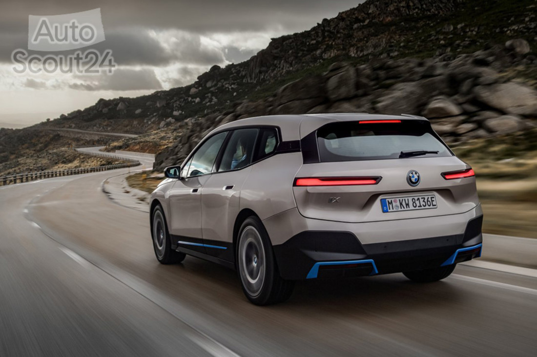 BMW-iX-2022-1280-1a.jpg