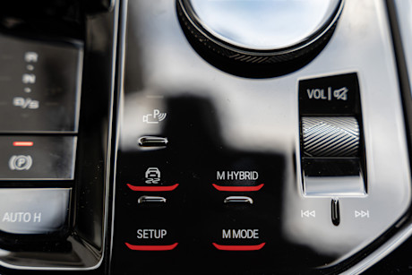 Editorial 2025 bmw m5 touring fd jw 241022 24