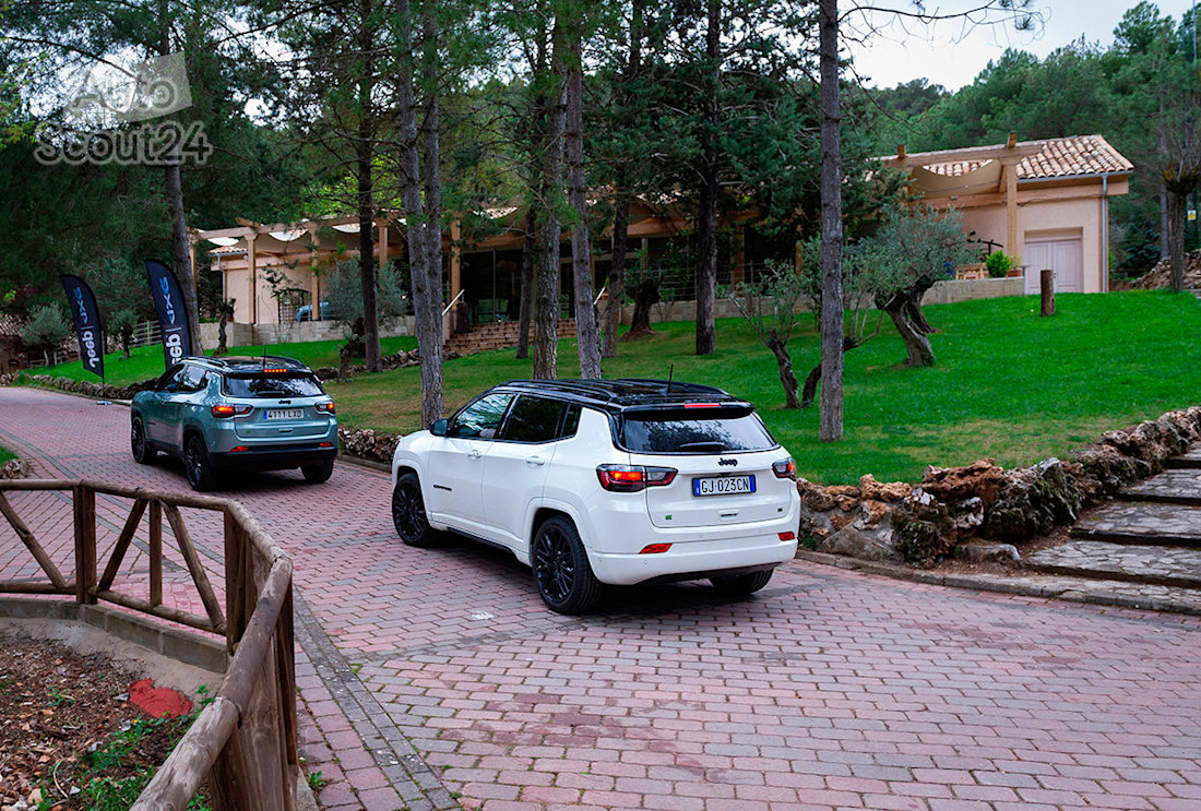 jeep_e-hybrid_062.jpg