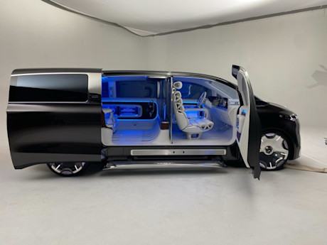 5 Cool Things You Need to Know About the Mercedes Vision V Concept Image