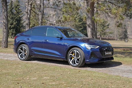 Audi e-tron Sportback 55 quattro 2022_seitlich