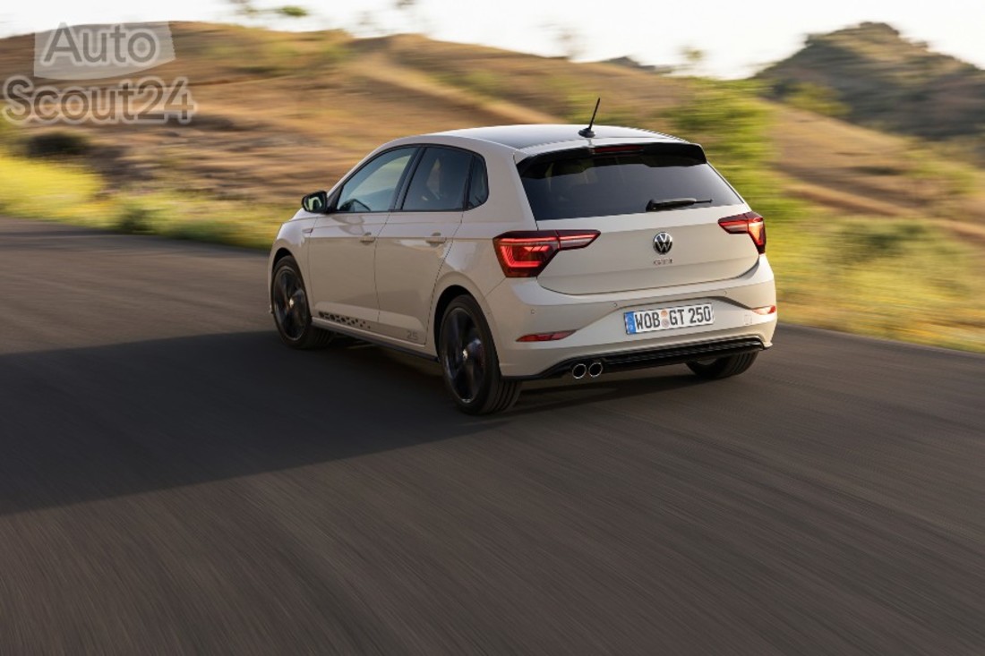 volkswagen-limited-edition-polo-gti-edition-25(3).jpg