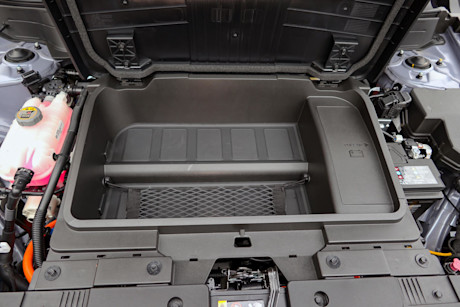 Editorial 2024 hyundai kona electric ultimate fd 231215 21 jm
