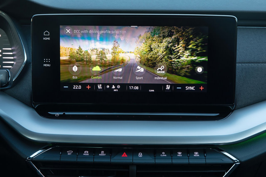Skoda-Octavia-2020-1280-2d.jpg