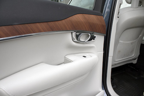 Volvo XC90 Recharge Inscription Expression 2021 : essai routier Image