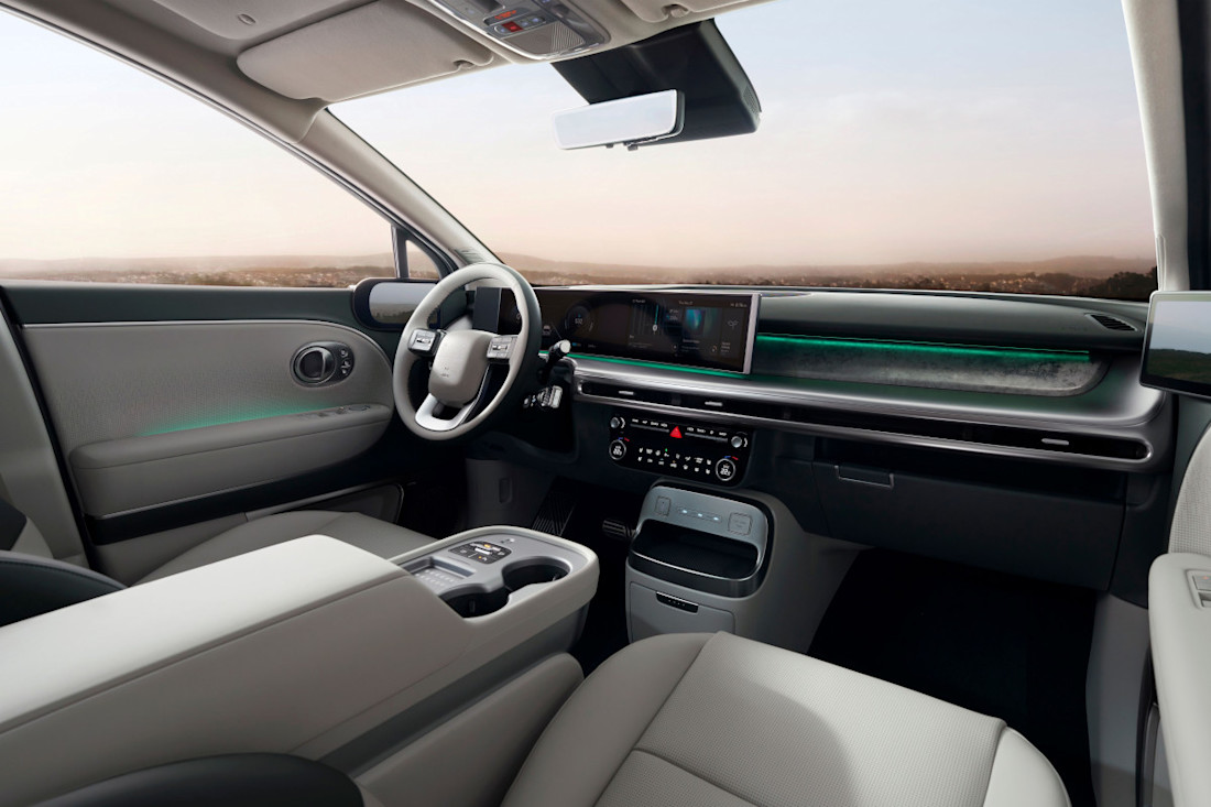 Hyundai-IONIQ-9-2025-interior (4)