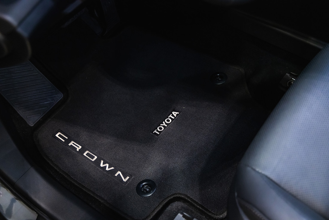 2026 Toyota Crown Signia GT-S Performance Concept - NF - SBe - 261027 - 14.jpg