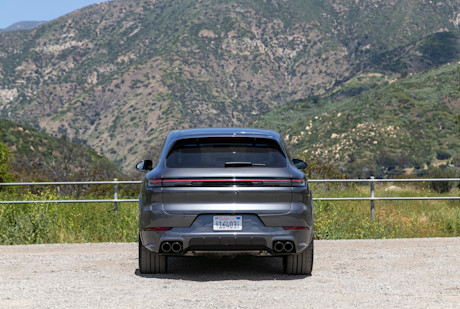 Editorial 2024 porsche cayenne 08 jw