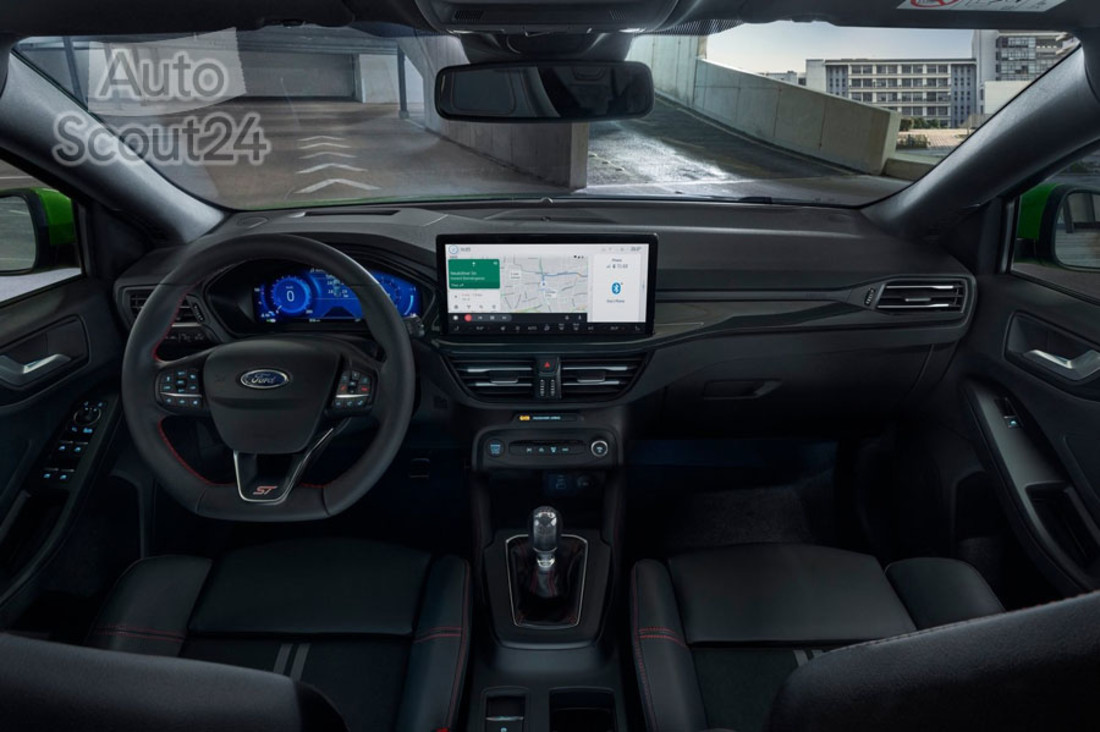 Ford Focus ST vs CUPRA LEon (2).jpg