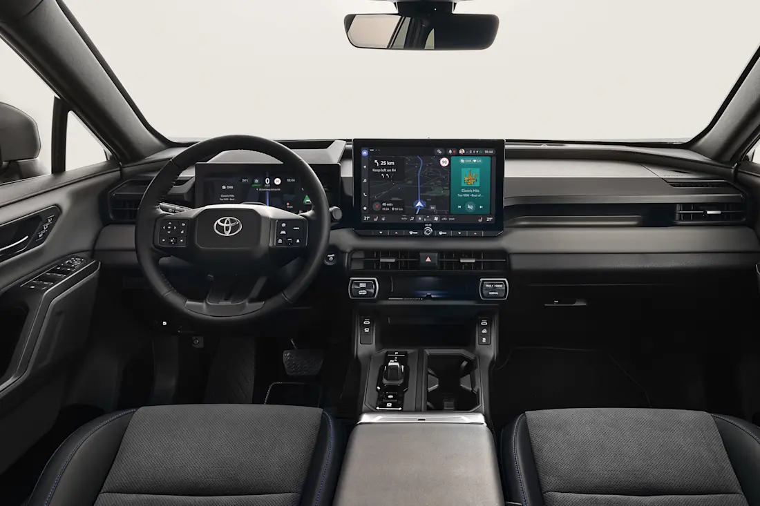 2026-all-newrav4-interior-001