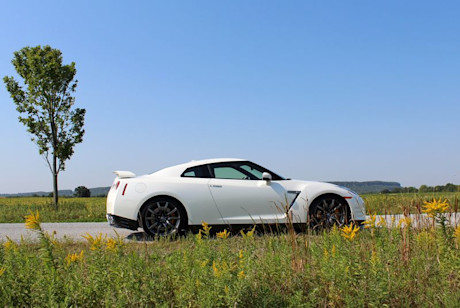 Editorial 2013 nissan gtr pb 008 1751