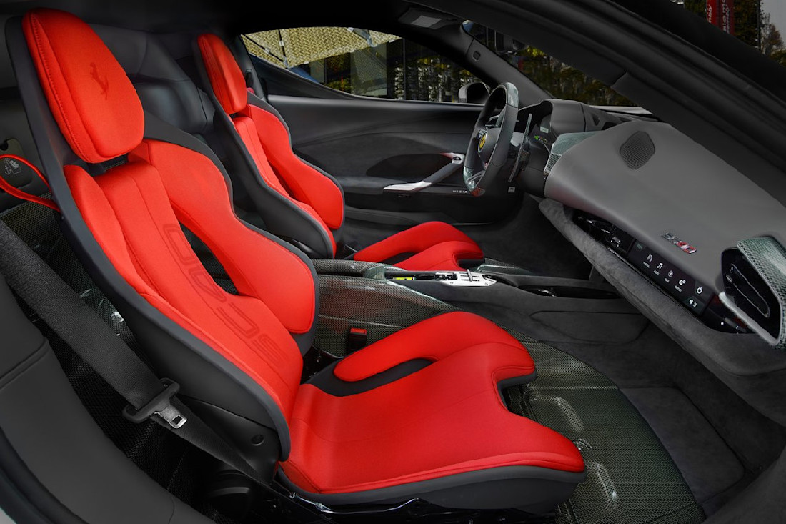 Ferrari-SC40-2025-interior (1).jpg