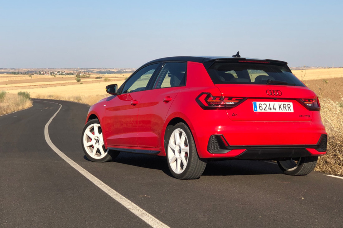 audi-a1-sportbac (4).jpeg